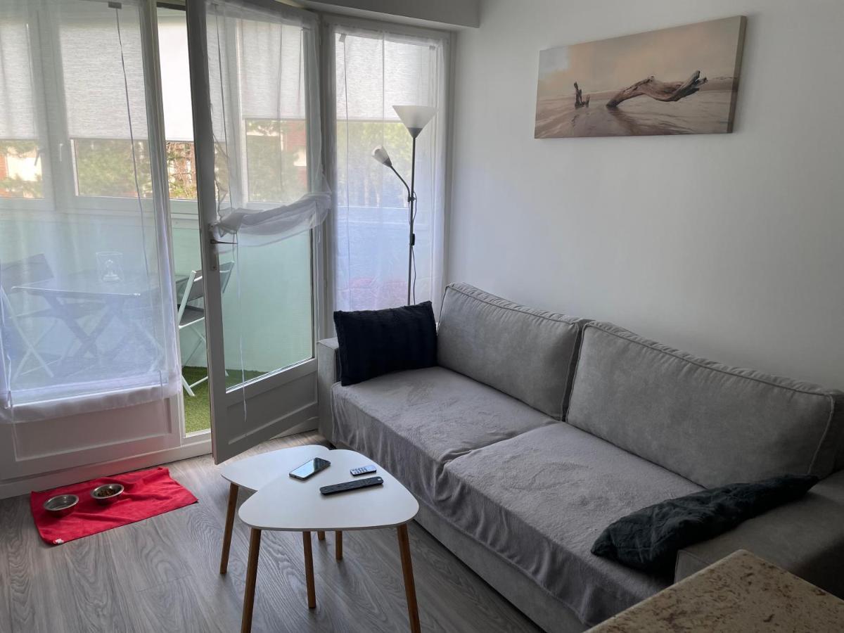 Location Appartement Cabourg 4 Pers Exterior photo